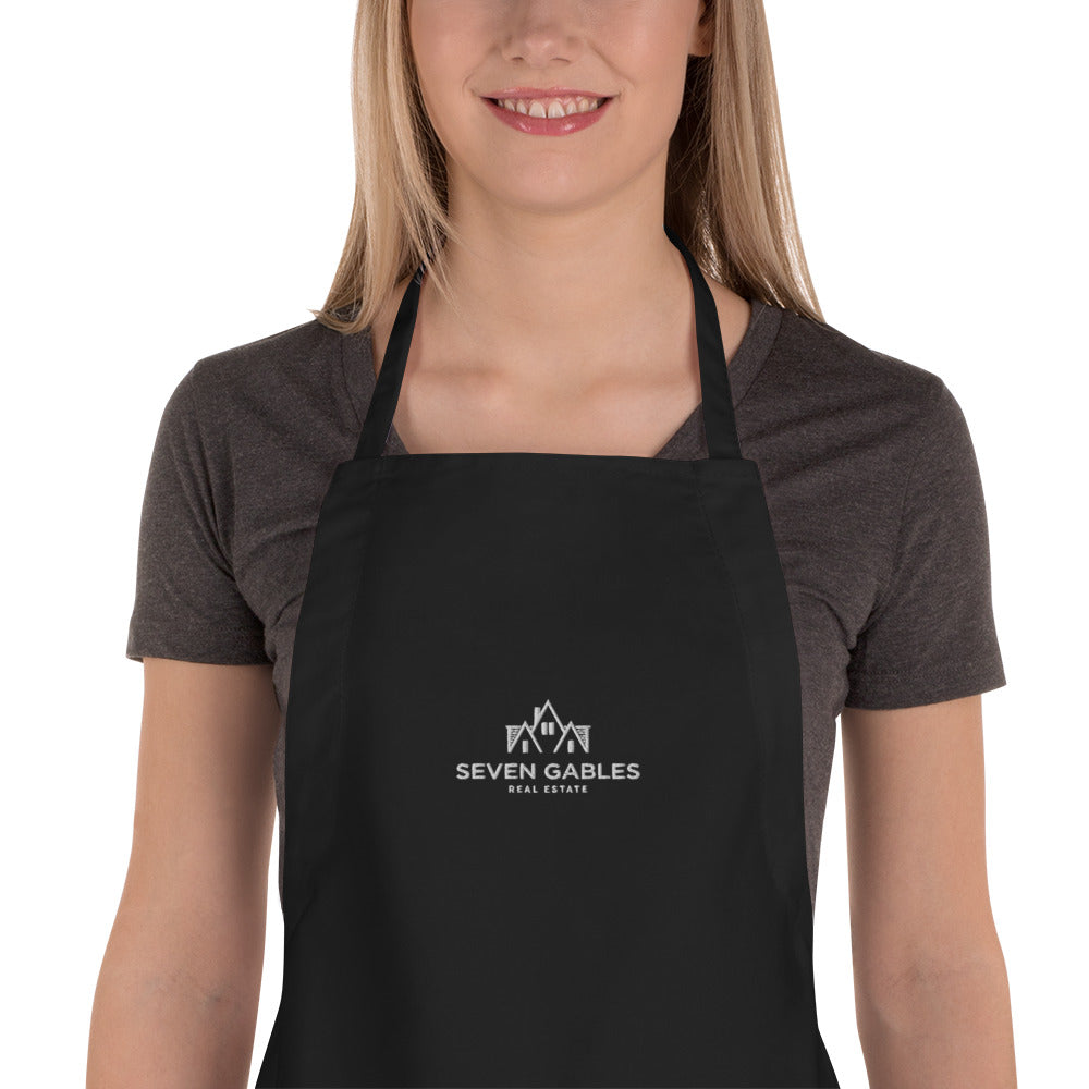 Seven Gables Embroidered Apron