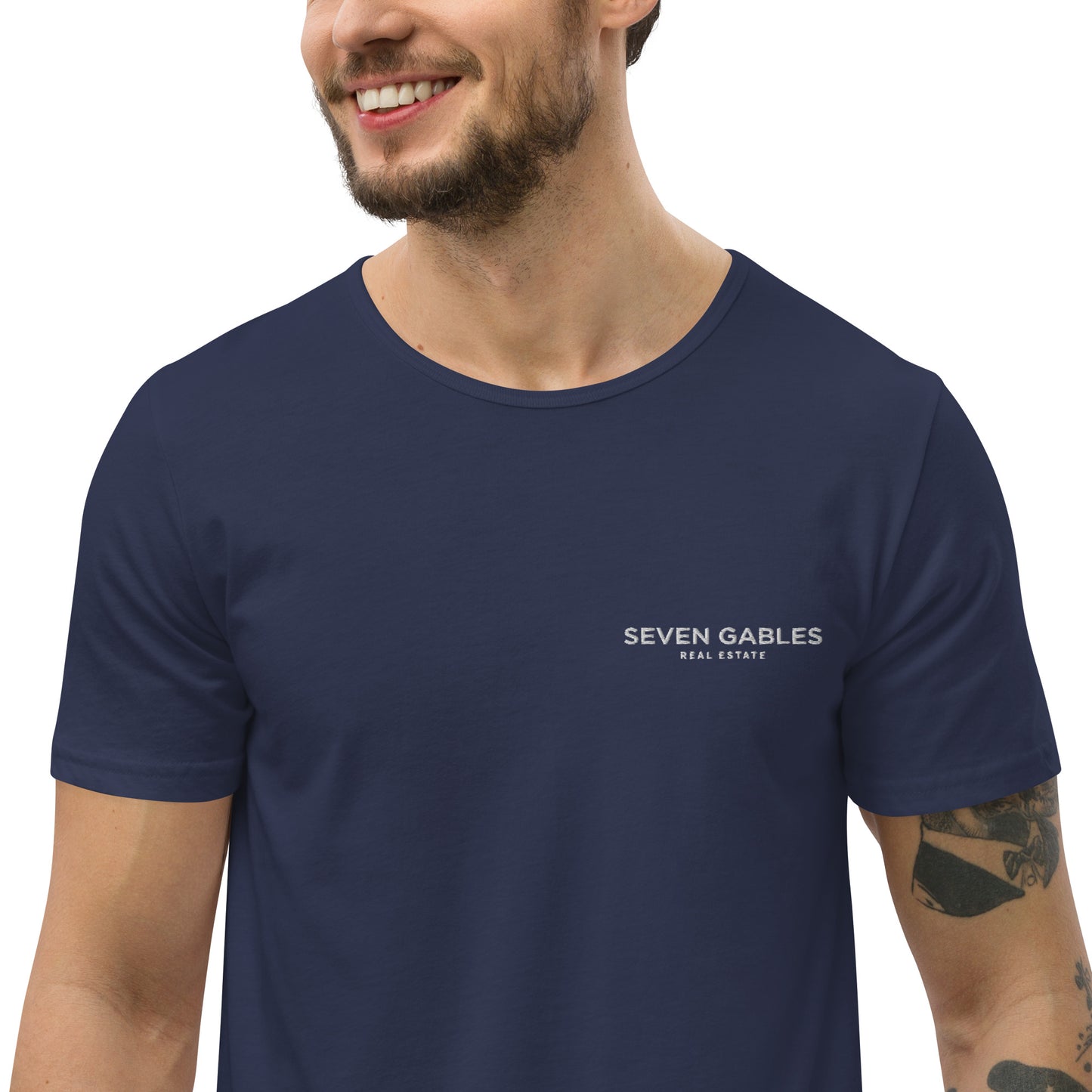 Seven Gables Men's Curved Hem T-Shirt