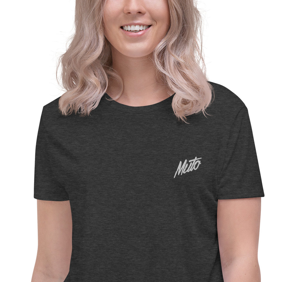 Muto Embroidered Crop Tee