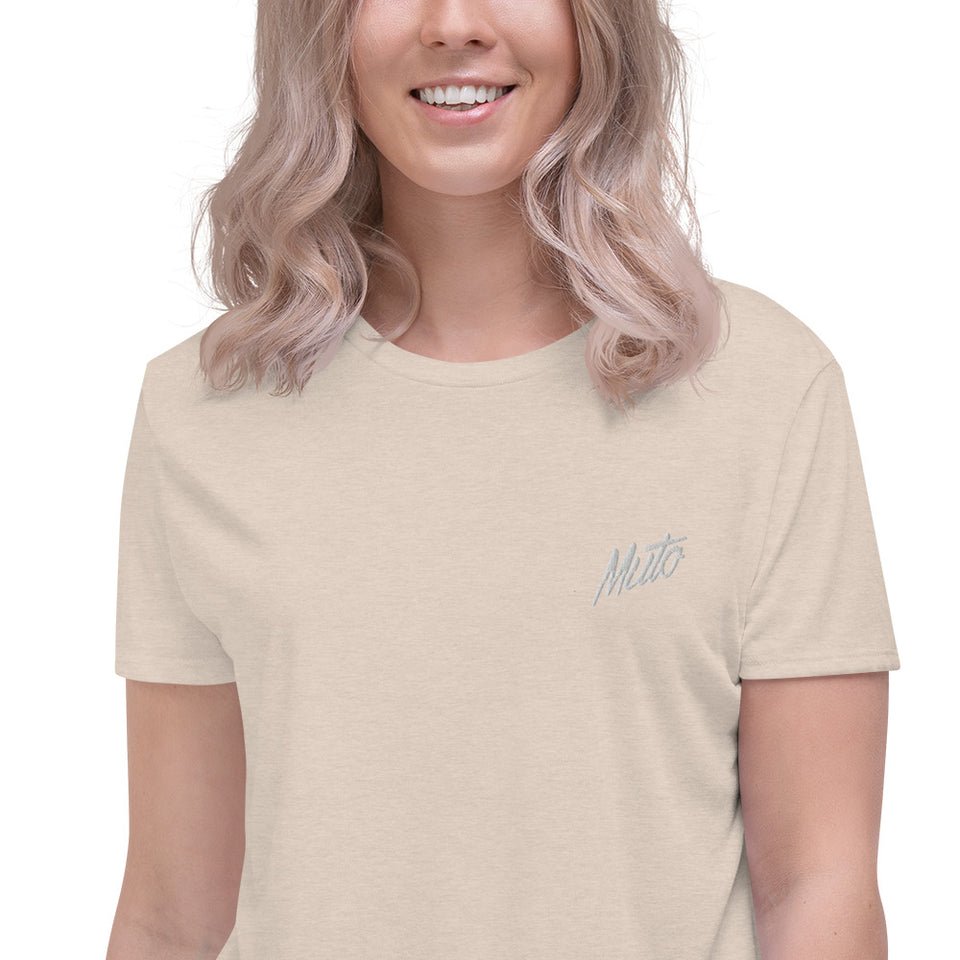 Muto Embroidered Crop Tee