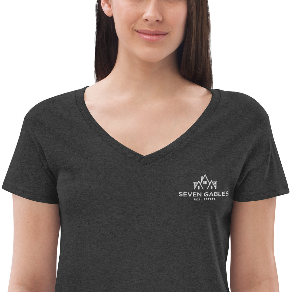 Seven Gables Women’s recycled v-neck t-shirt